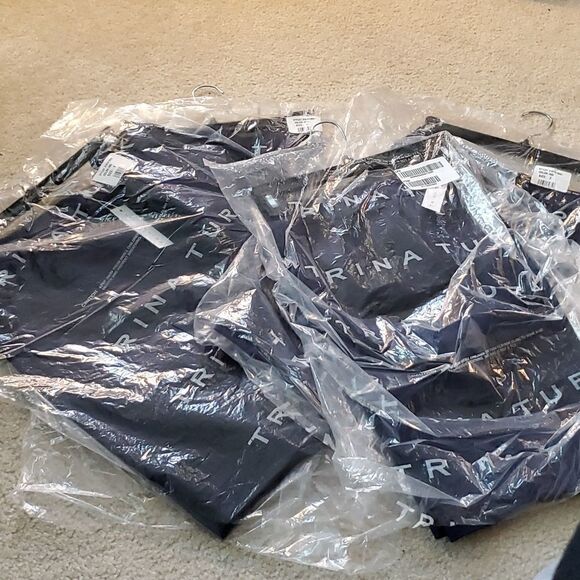 TRINA TURK Antigua Bermuda Short - Picture 4 of 5